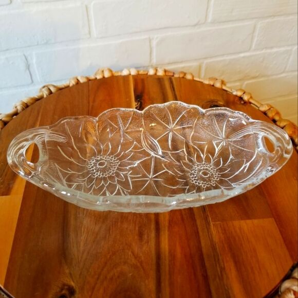 Indiana Glass Lily Pons Snack Dish, Clear - Picture 1 of 3